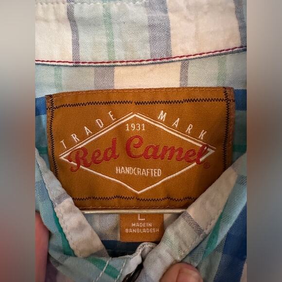 Green, white and blue, Red Camel Trademark button down Men’s shirt. Size Large. - Picture 2 of 4